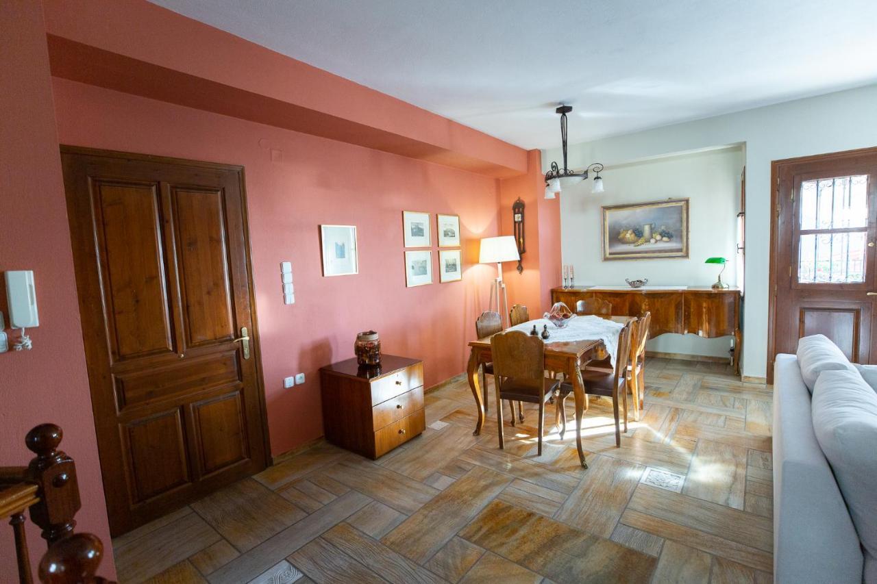 Apartment Kouros Delphi Exterior foto